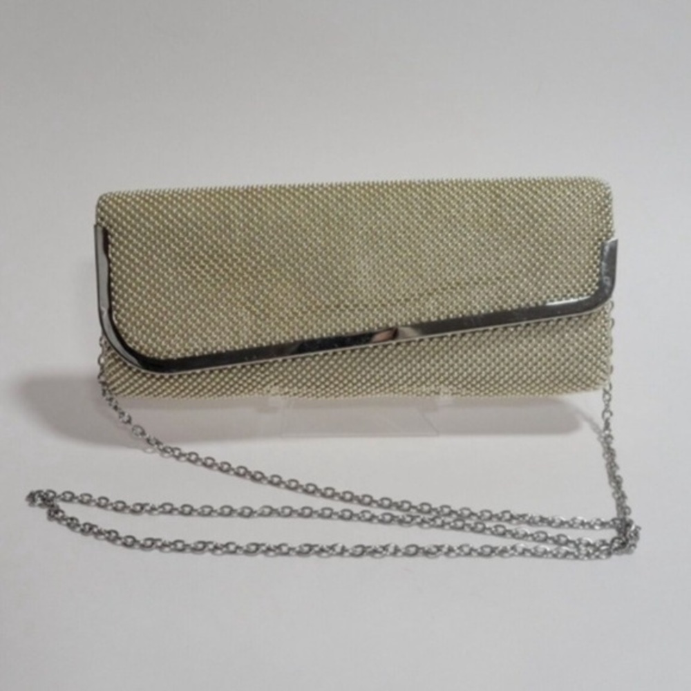 Jessica McClintock Clutch shoulder bag beaded with a shoulder chain